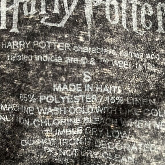 Harry Potter Hogwarts Gray T Shirt Men’s Size S - Picture 4 of 4